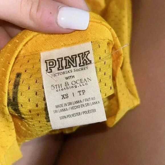 Pink Iowa Hawkeye jersey size extra small with velvet print - Picture 6 of 6